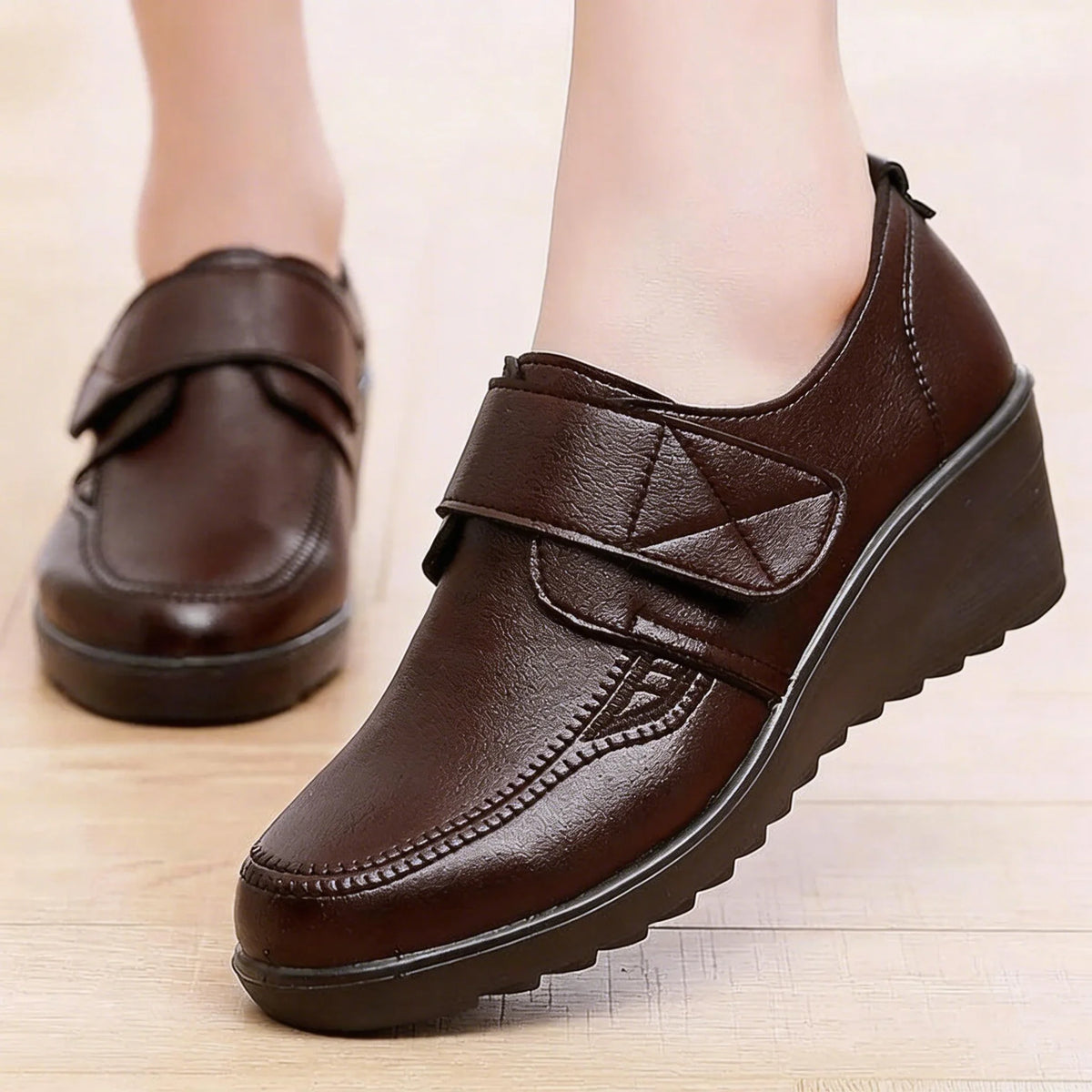 Lorraine | Zapatos con cuña y tira ajustable