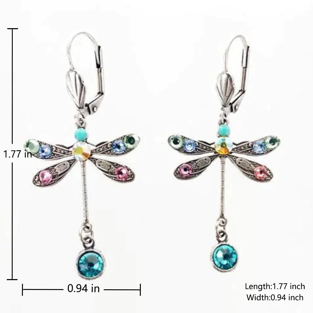 Pendientes de libélula con tallado elegante