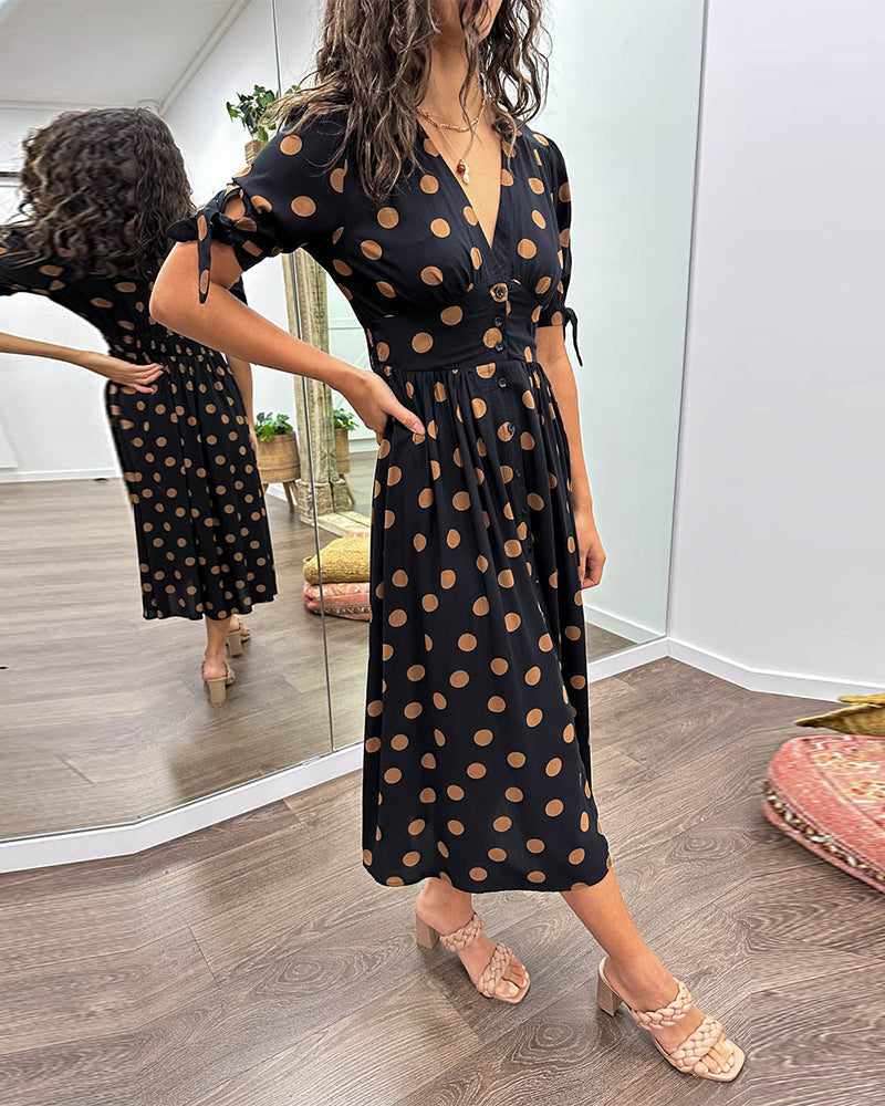 Monique | Vestido elegante de lunares