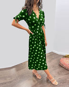 Monique | Vestido elegante de lunares