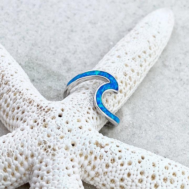 Anillo ola del océano en ópalo y plateado