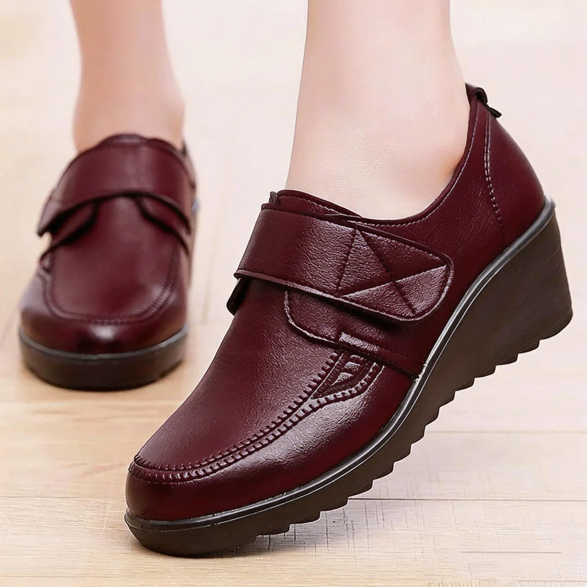 Lorraine | Zapatos con cuña y tira ajustable