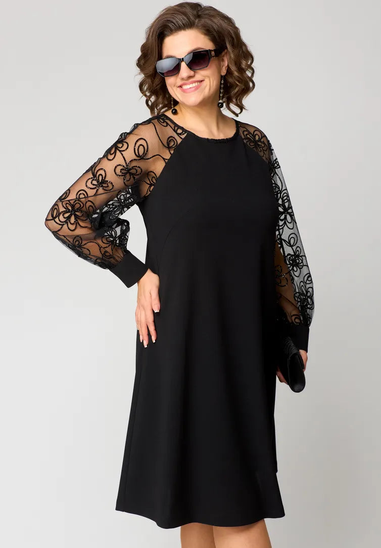 Destiney | Vestido con mangas de encaje