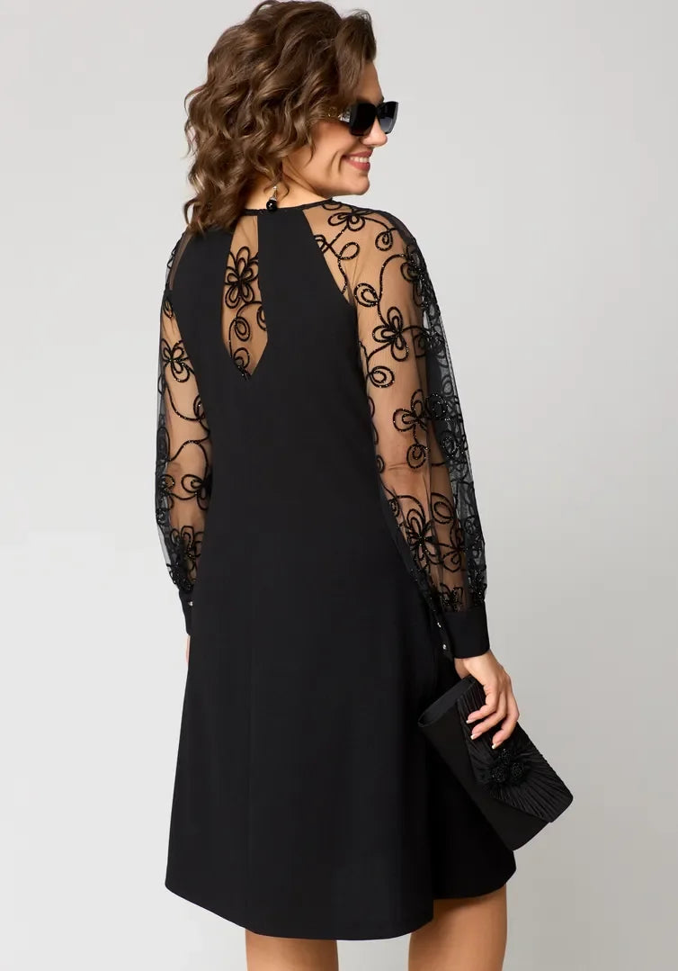 Destiney | Vestido con mangas de encaje