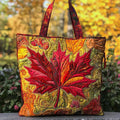 Bolso con arce al atardecer