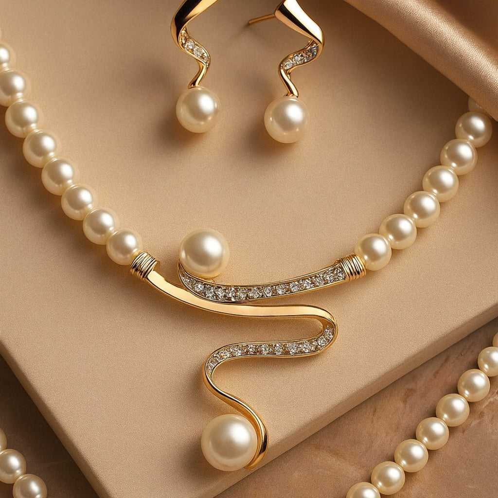 Conjunto de collar y pendientes de perlas