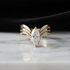 Anillo dorado Drop Crown
