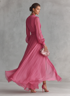 Maylis | Vestido largo rosa con cuello de pico
