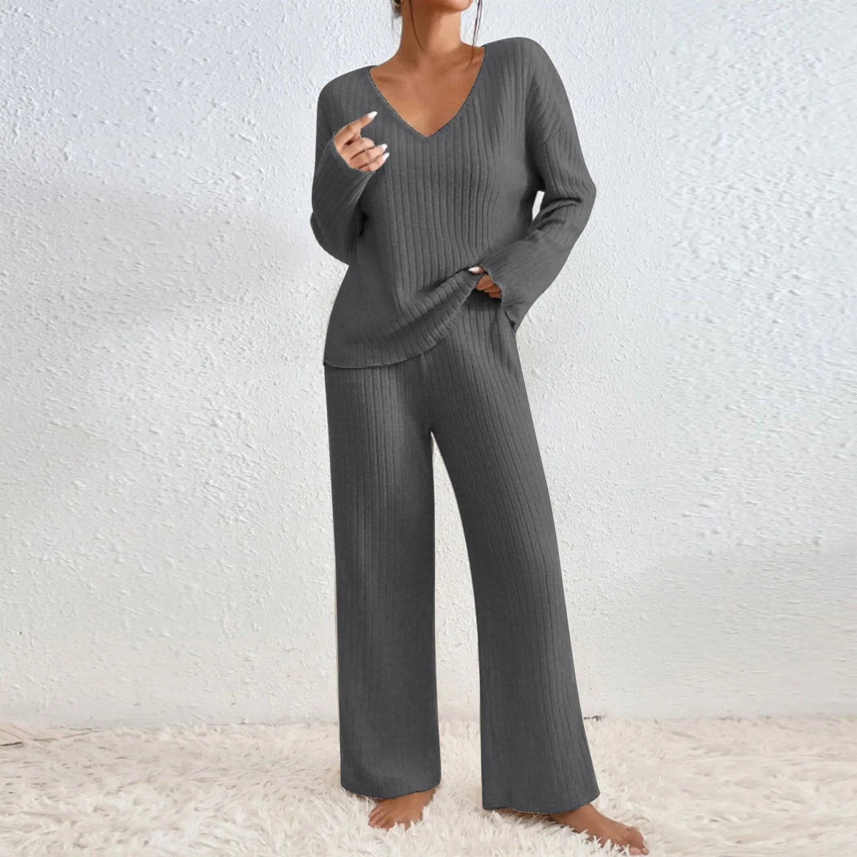 Marian | Conjunto de dos piezas con pantalón y top de cuello de pico