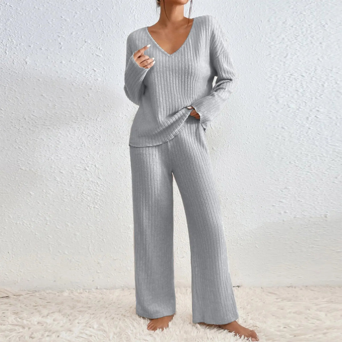 Marian | Conjunto de dos piezas con pantalón y top de cuello de pico