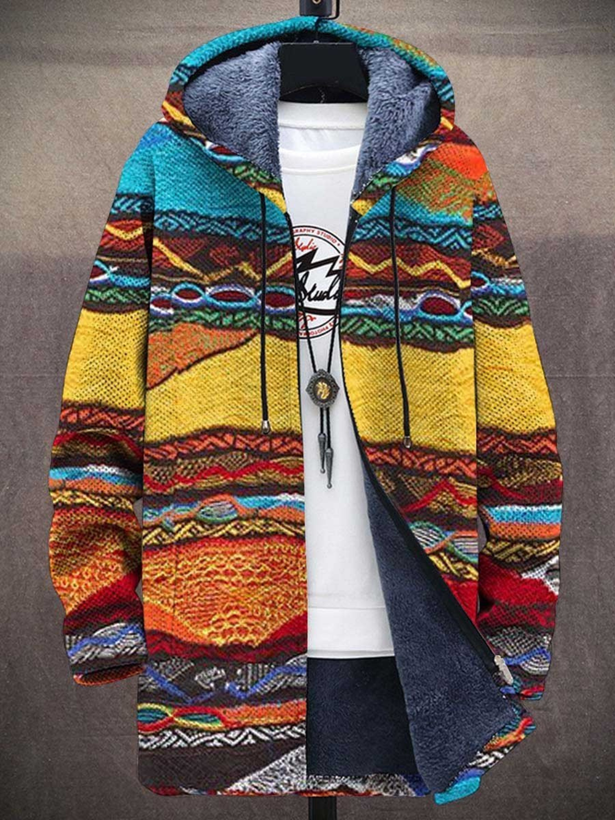Seren | Chaqueta con capucha atrevida y fácil de llevar