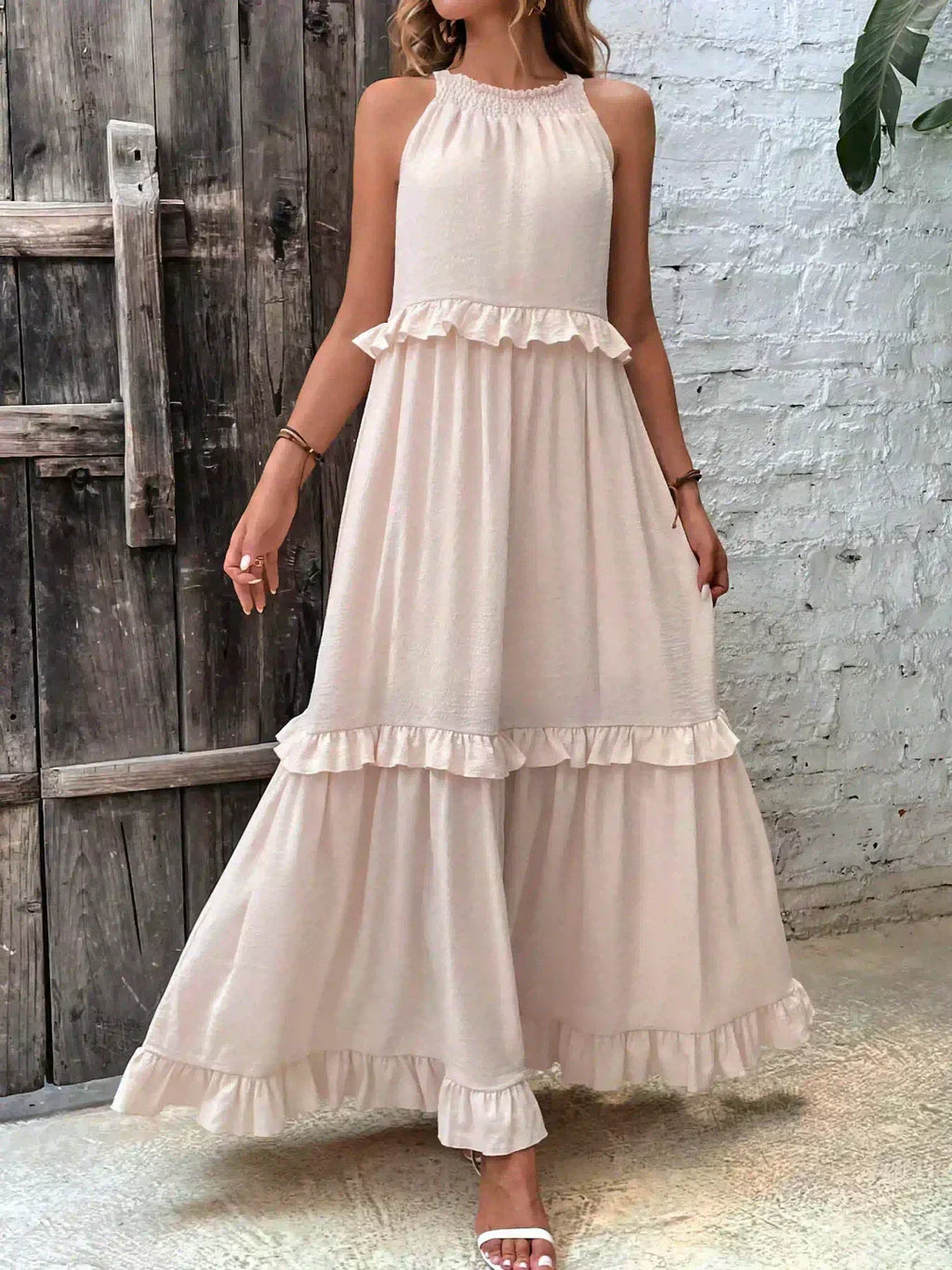 Lou | Vestido elegante sin mangas con volantes