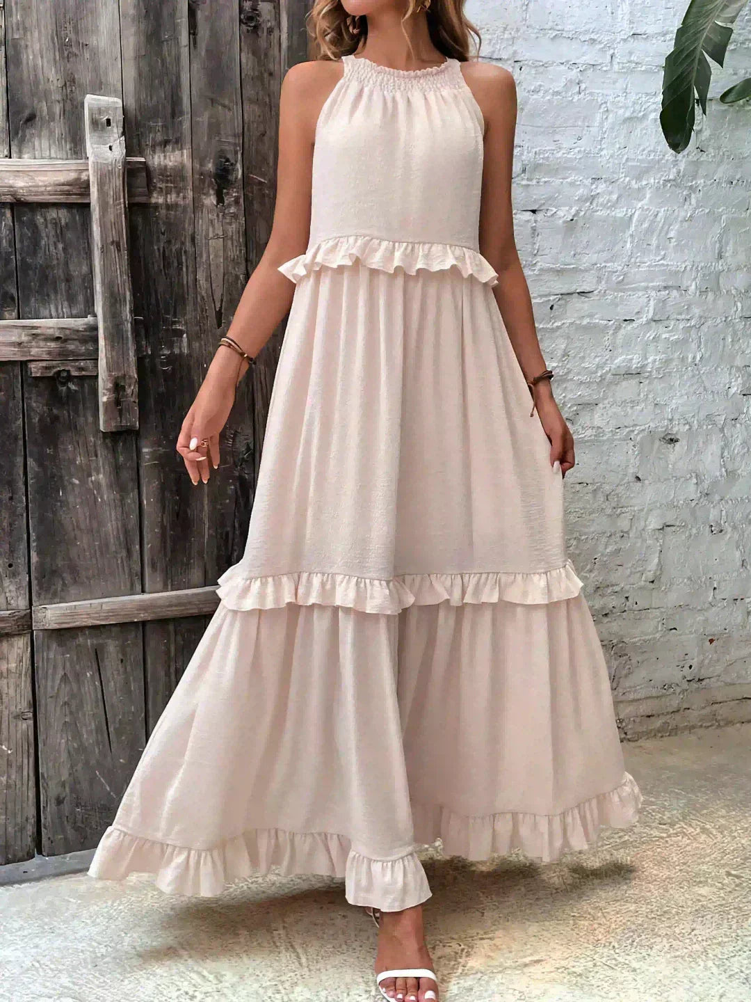 Lou | Vestido elegante sin mangas con volantes
