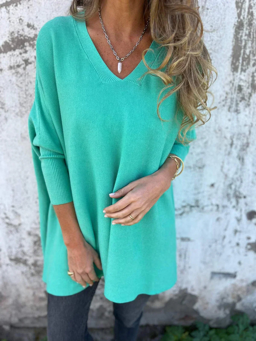 Kira | Jersey oversize con cuello de pico relajado