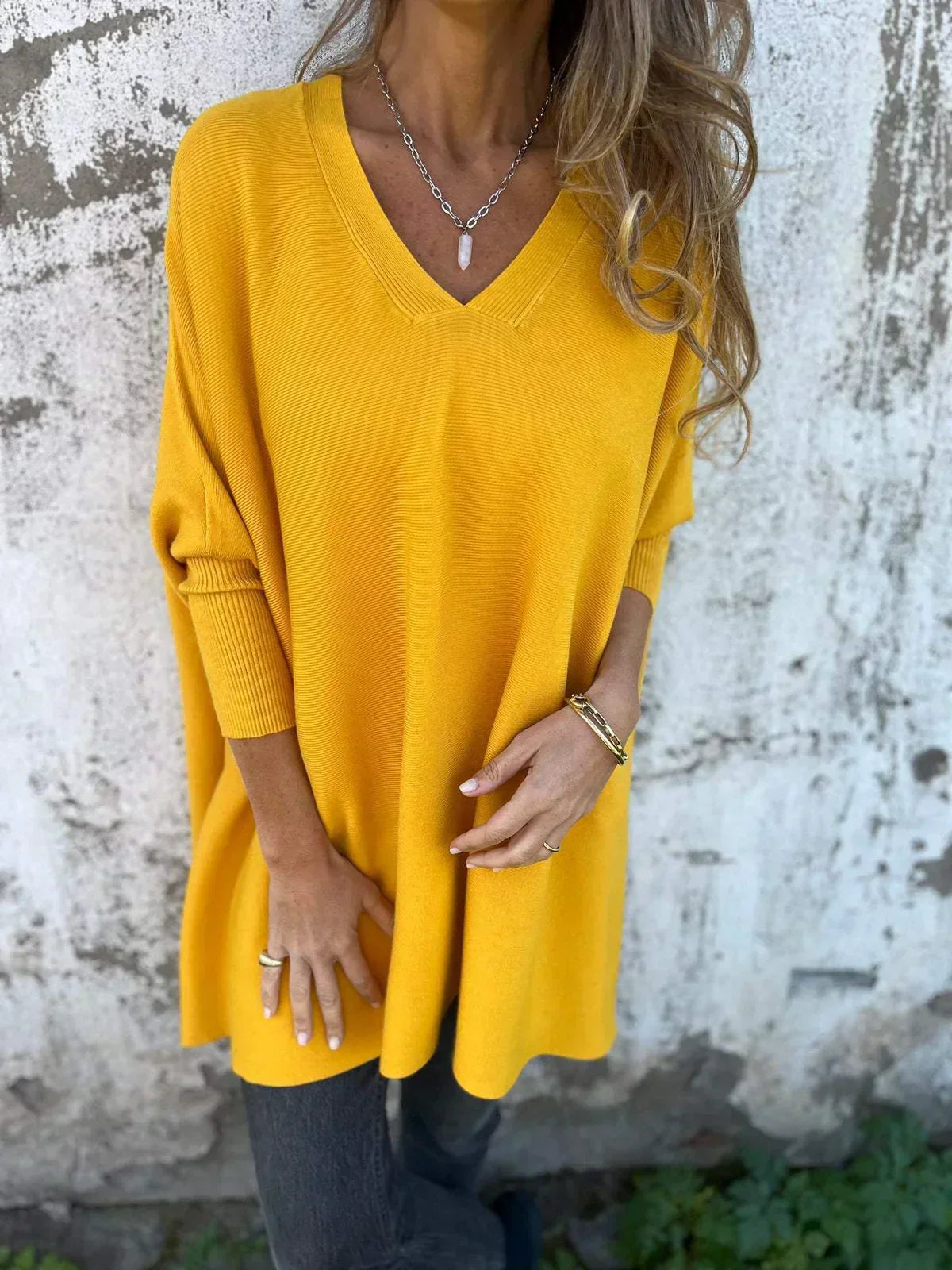 Kira | Jersey oversize con cuello de pico relajado