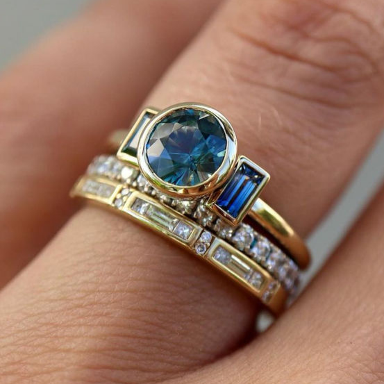 Conjunto de anillos vintage elegantes en azul