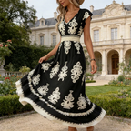 Candela | Vestido largo de estilo barroco con escote en pico
