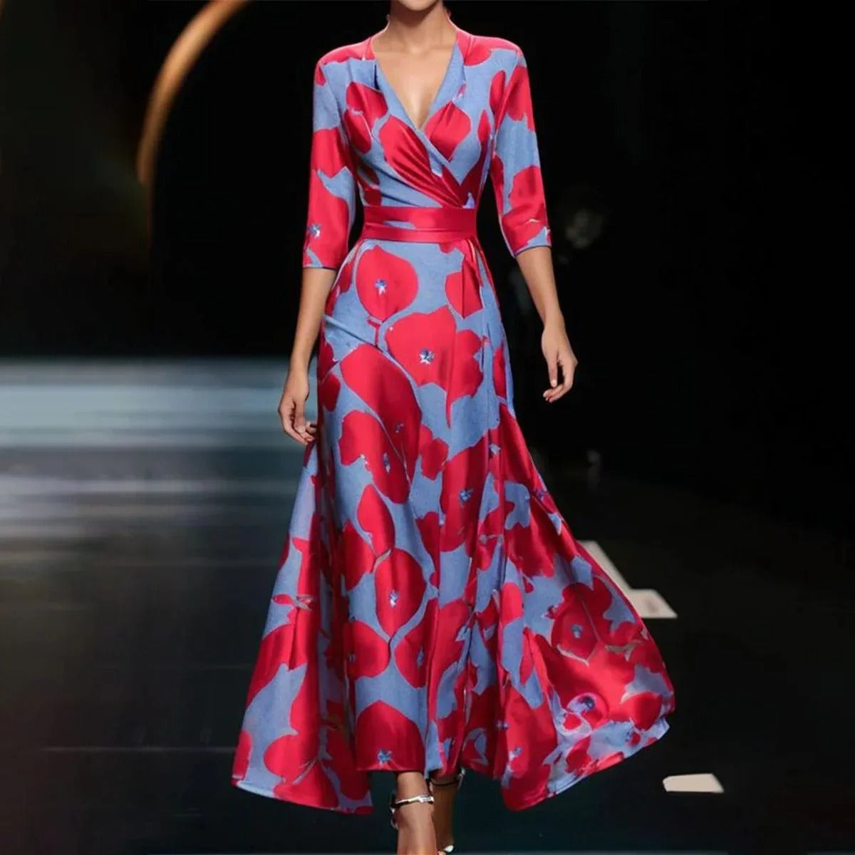 Emmily | Vestido con mangas de largo medio