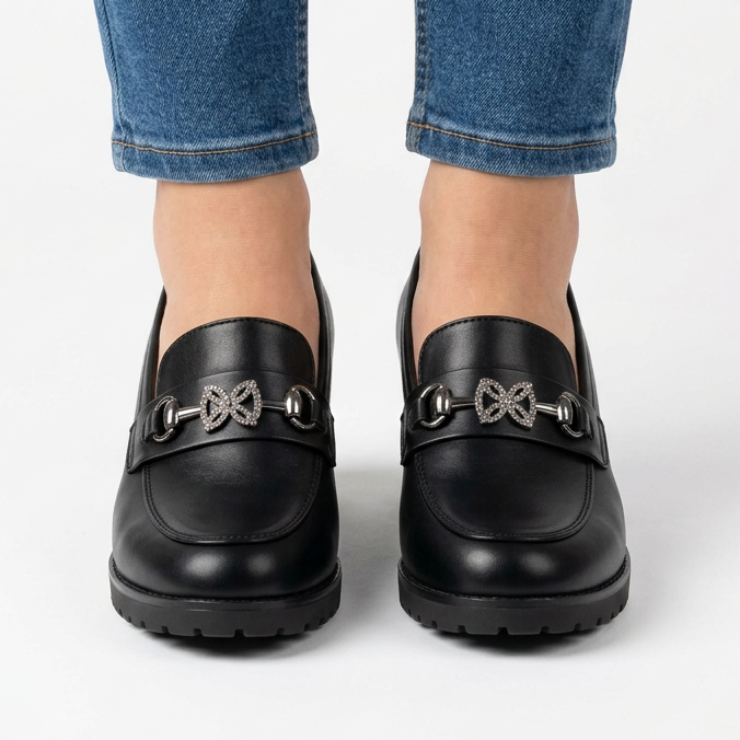 Veronica | Mocasín de tacón ancho con strass